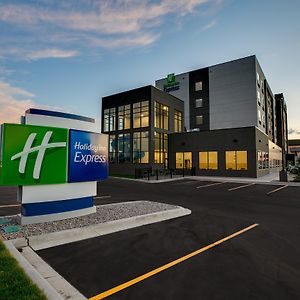Holiday Inn Express - Lethbridge Southeast By Ihg